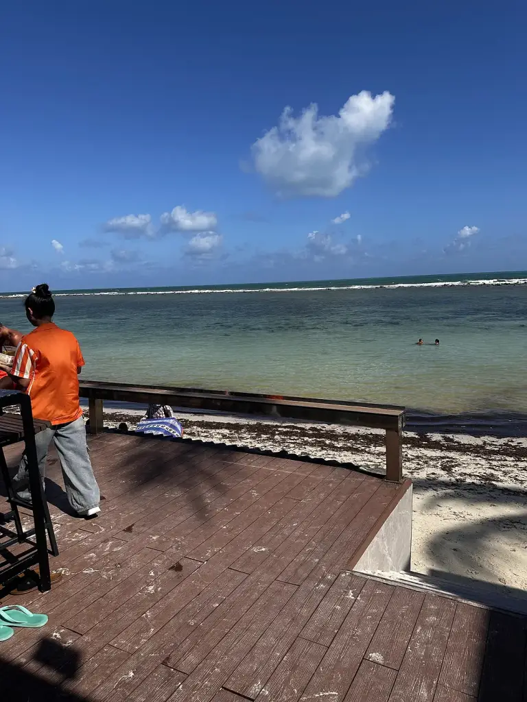 הים מהטרסה של Lub d Koh Samui