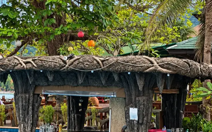 בר הבריכה ב-Dreamland Resort, תונג נאי פאן יאי